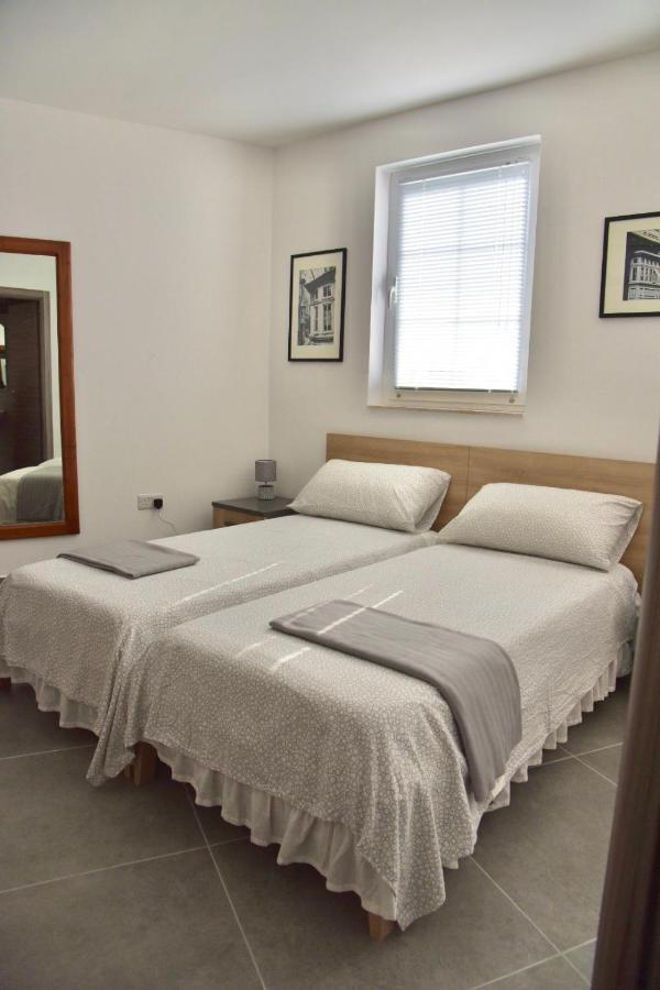 Bright & Modern 2-Bedroom, 4Th Floor Apartment In Gzira, Malta Extérieur photo